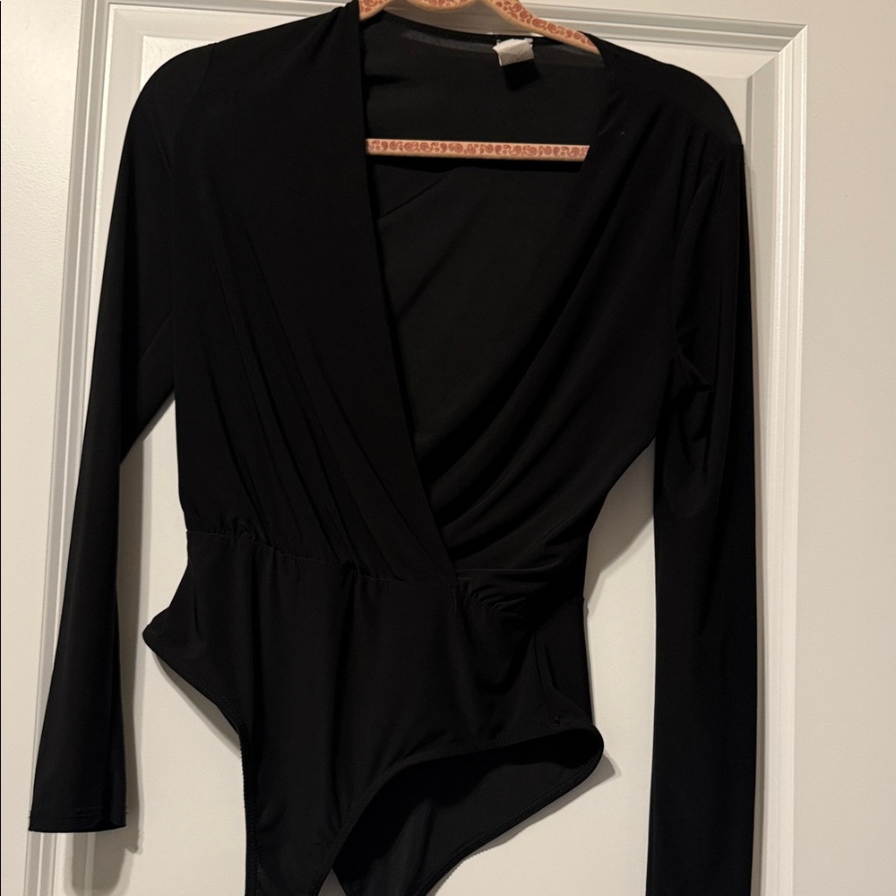 Chic Black Long Sleeve Bodysuit